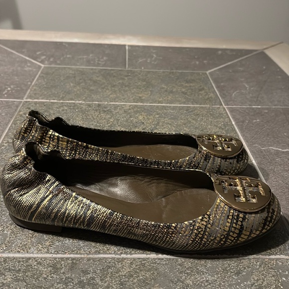 Tory Burch Reva Embossed Gold Metallic Lizard Ballet Shoes Size 7. - Picture 5 of 8